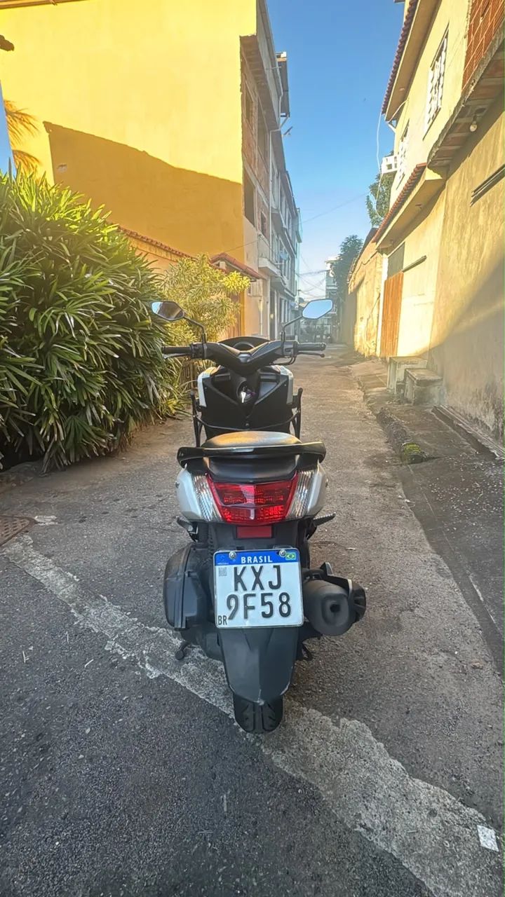 VENDO NMAX 2017 - Foto 5