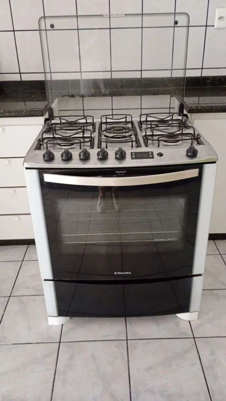 Fogão Eletrolux 5 bocas - Foto 2