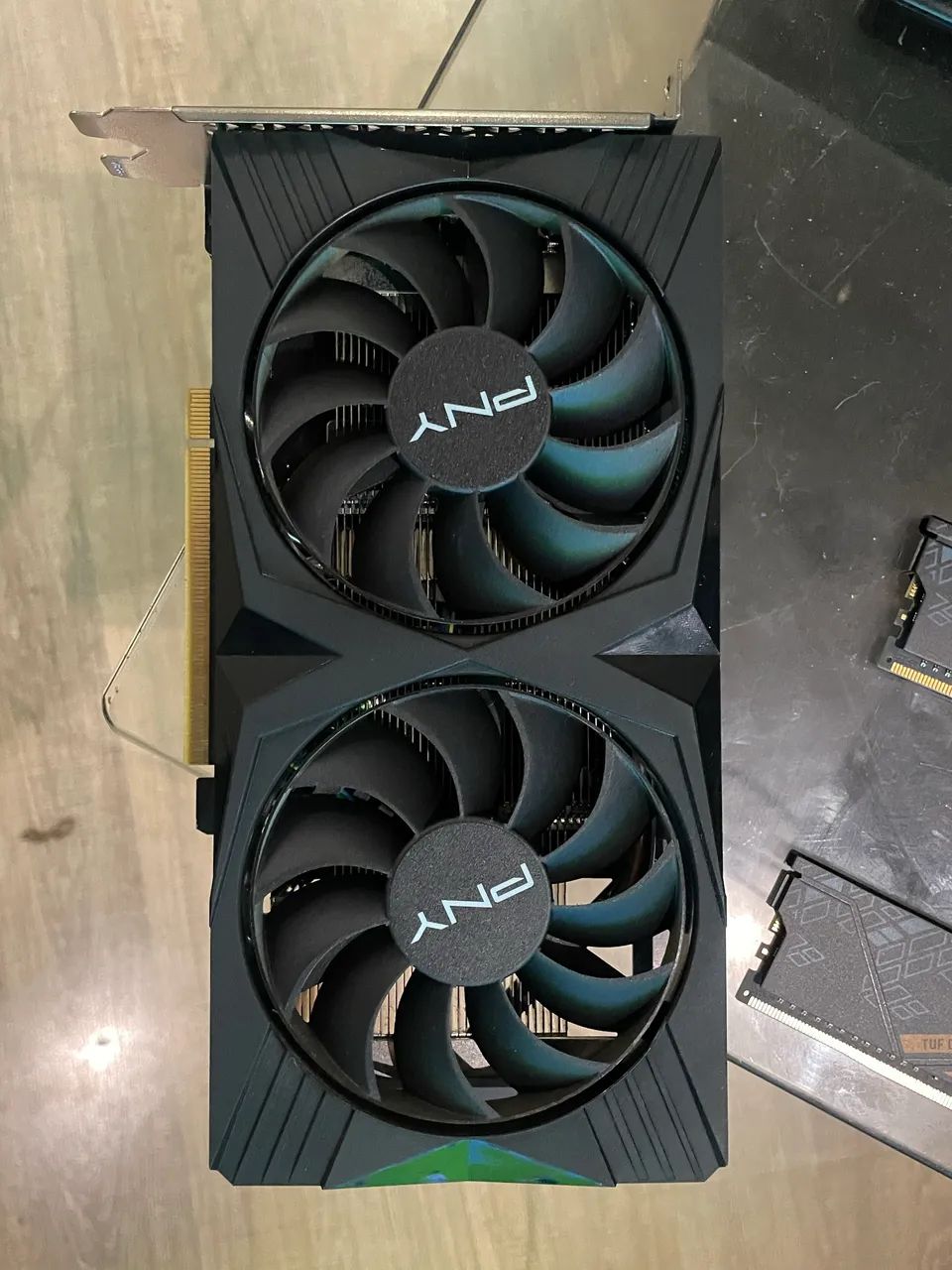 RTX 4060 8GB DDR6
