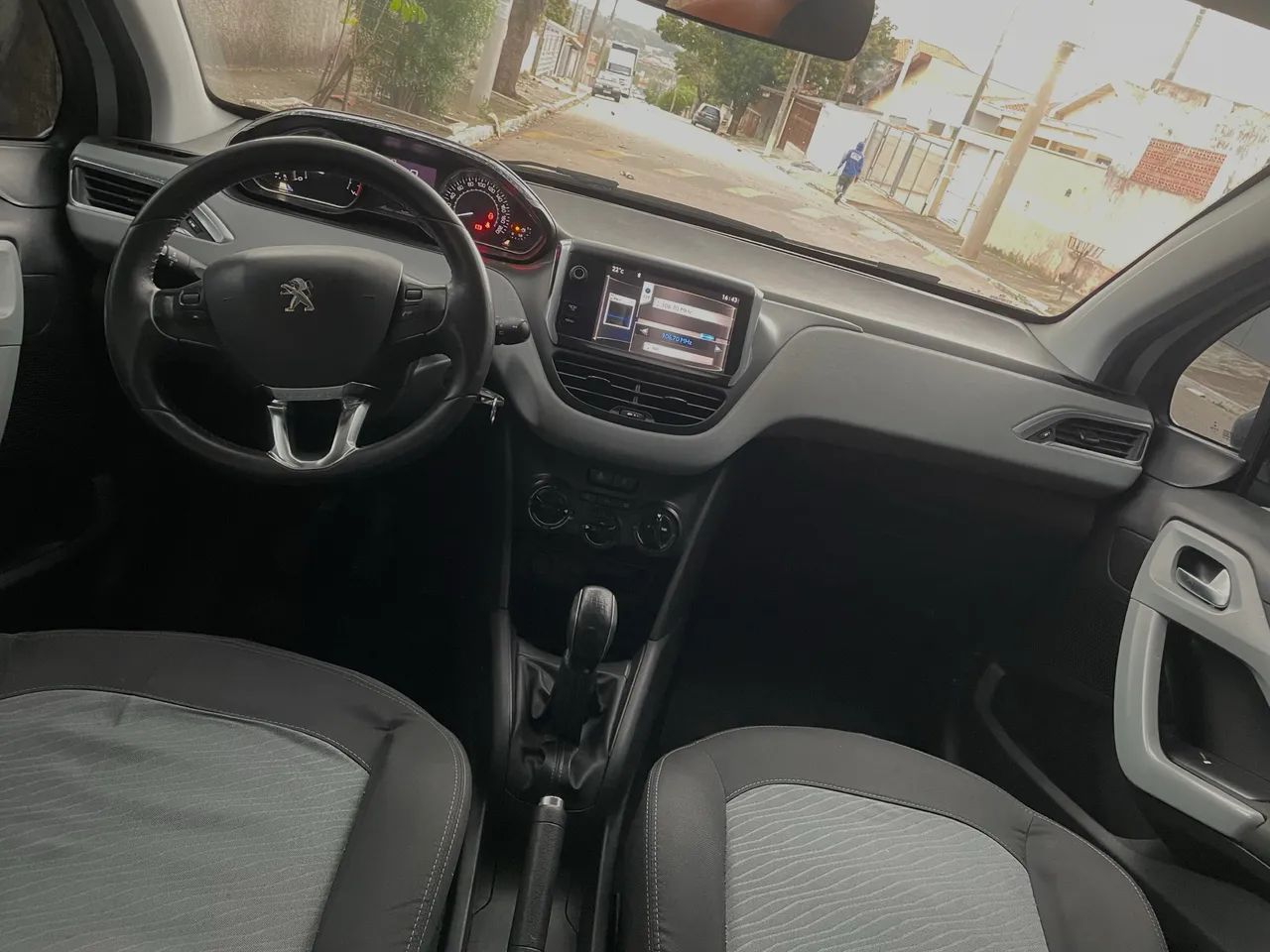 Peugeot 208 Active/active Pack 1.5 Flex 8V 5P 2014 - Foto 3