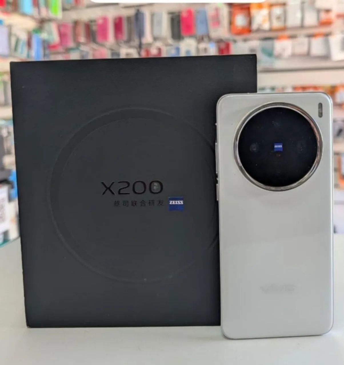 Vivo x200 - Foto 2