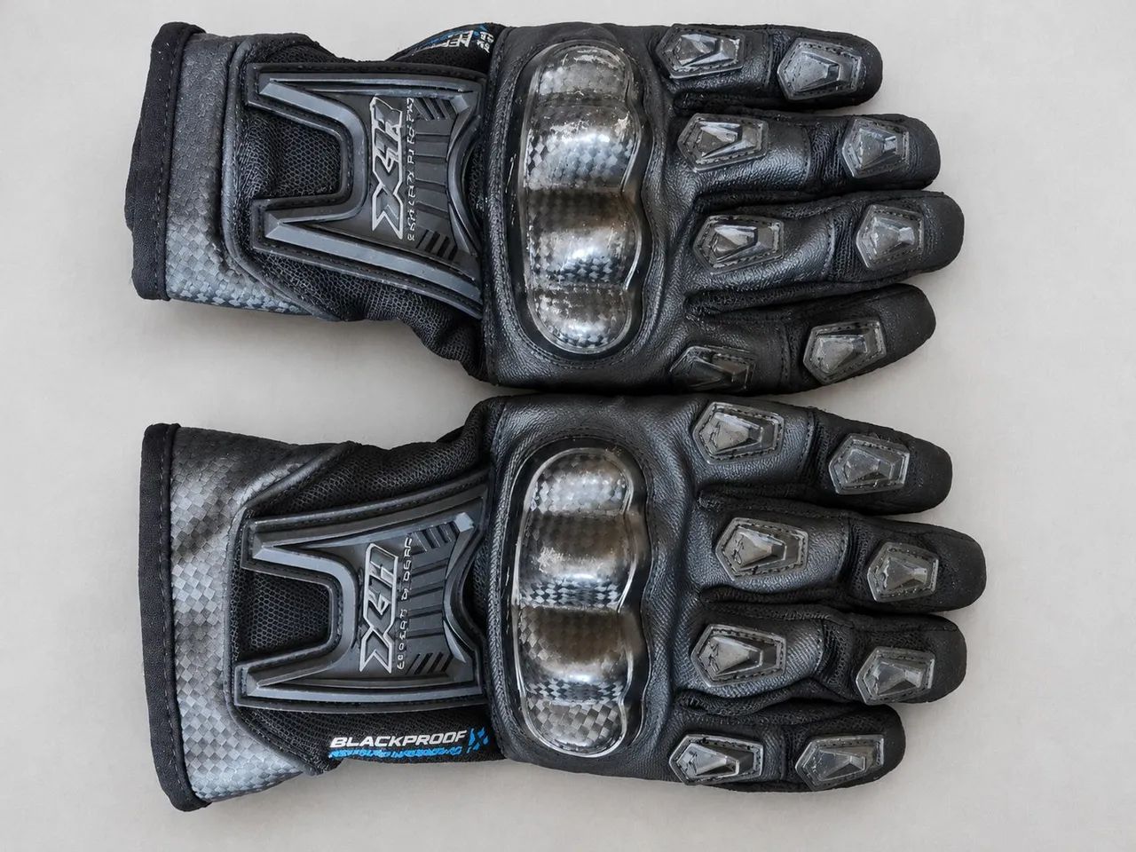 Vendo trajes, capacete e luva para moto - Foto 3