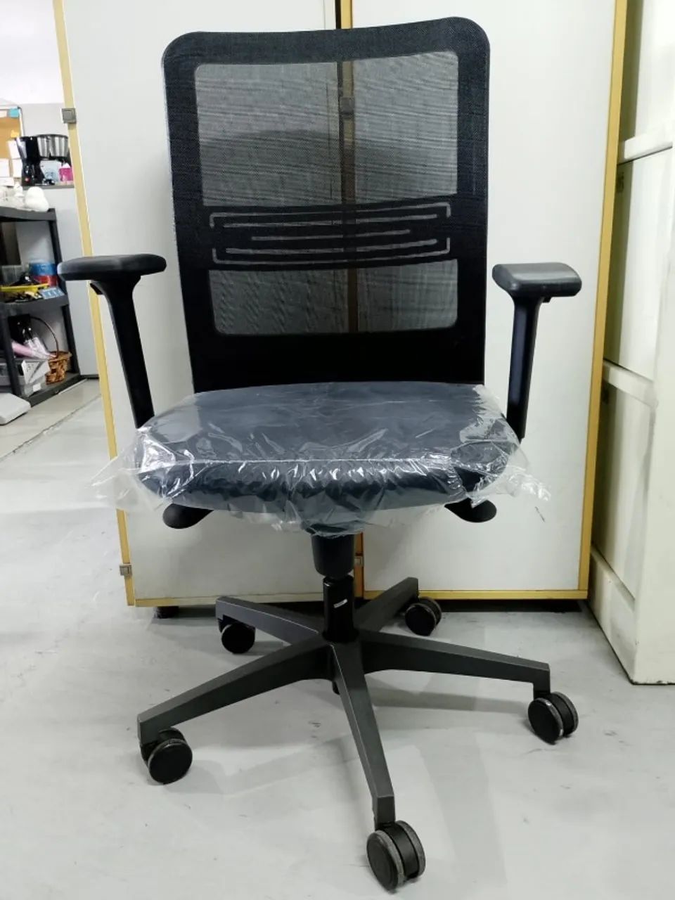 Cadeira de Escritório Flexform Tecton - Modelo Presidente 