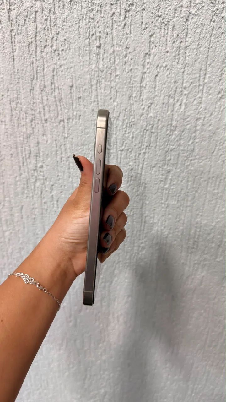 Vendo iPhone 15 pro max 