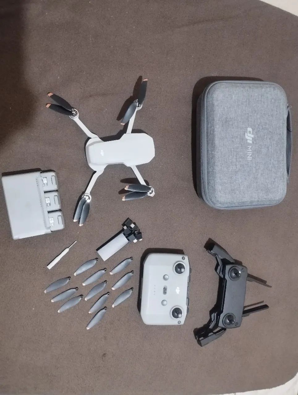 Drone dji mini 2 fly more  - Foto 4