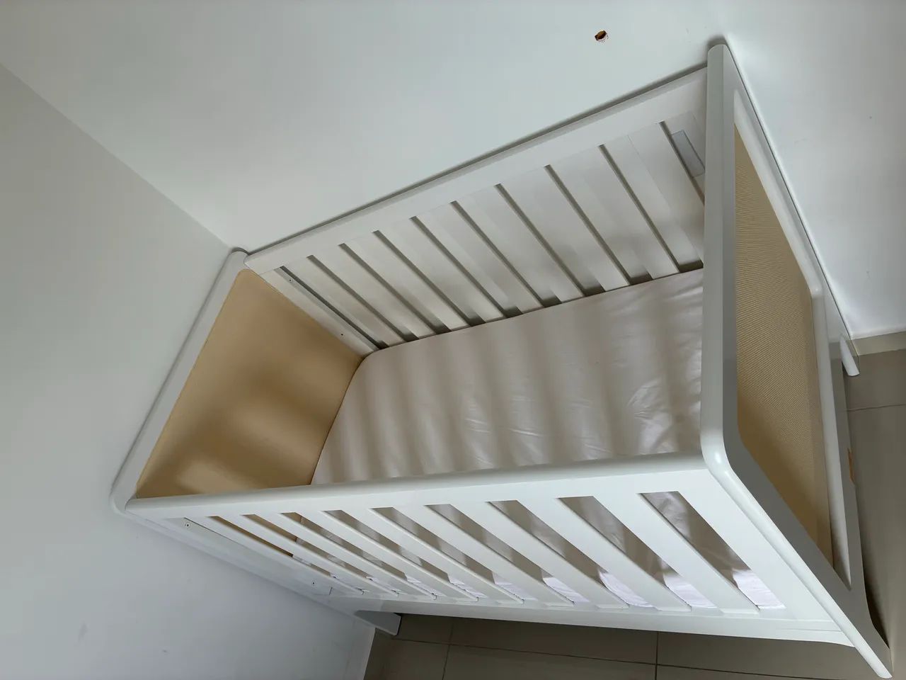 BERÇO BRISA BRANCO COM PALHINHA - Foto 5