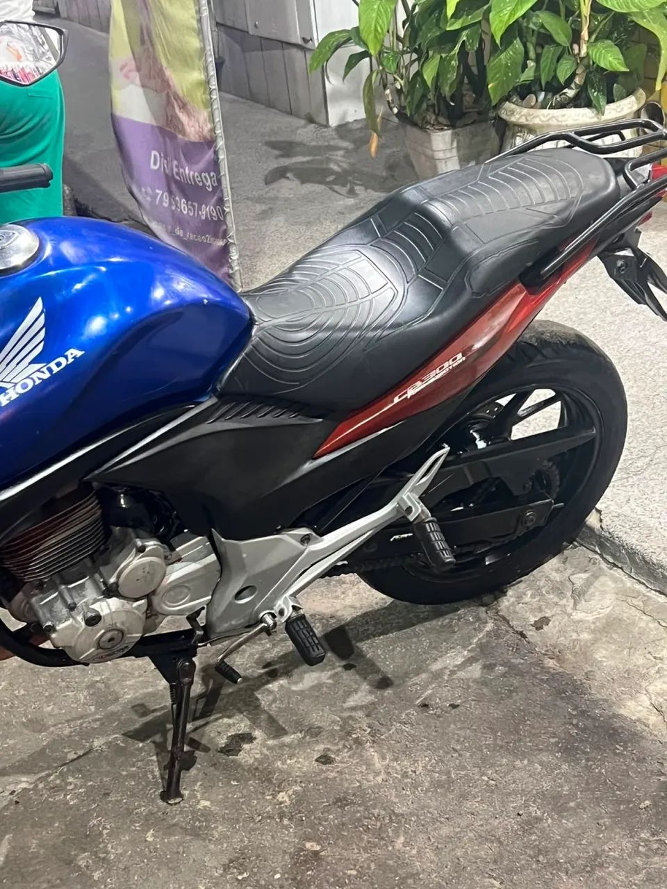 CB 300 R,troco em carro  - Foto 4