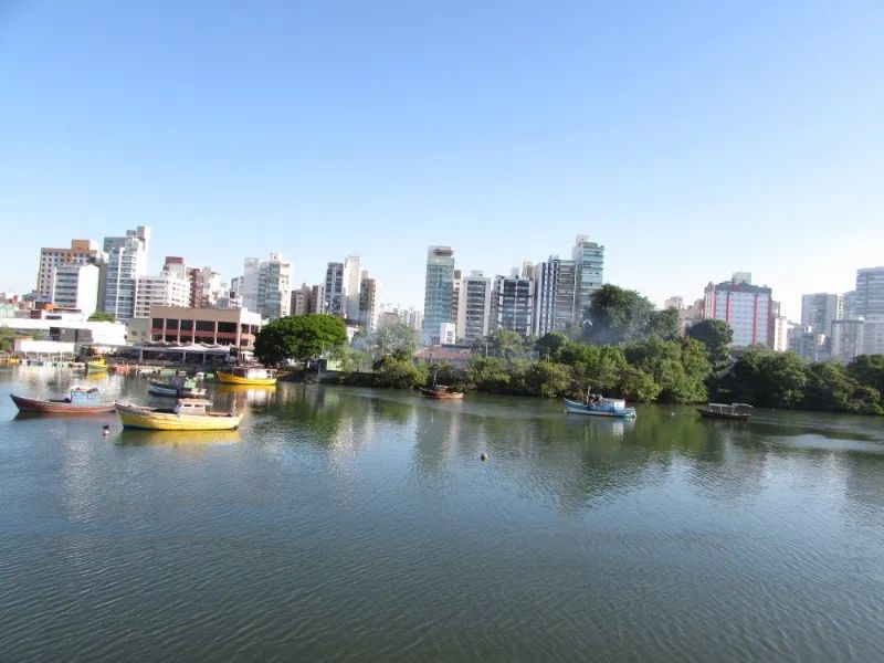 Casa triplex em Pontal de Camburi - Foto 4