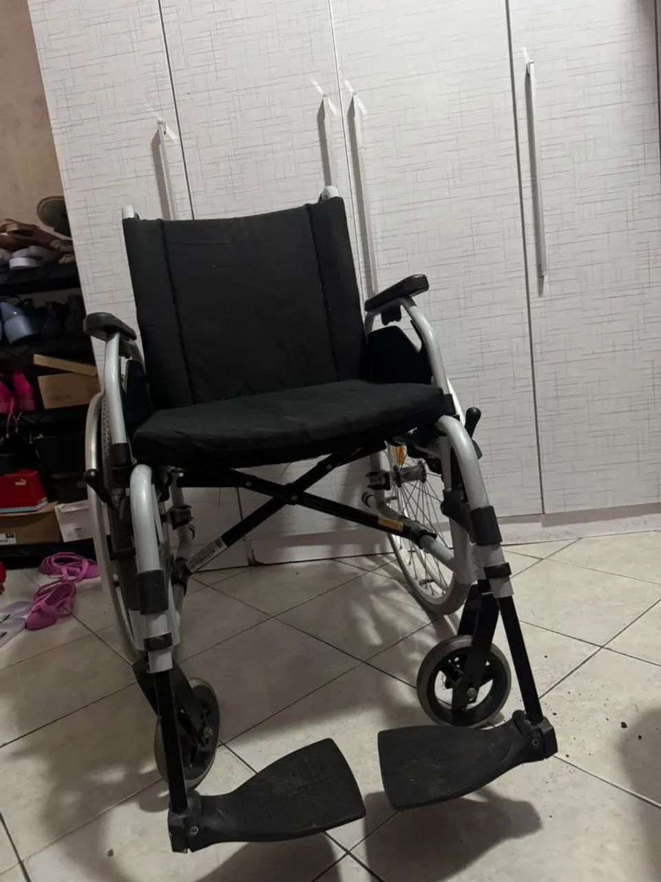 Cadeira de rodas usada  - Foto 4