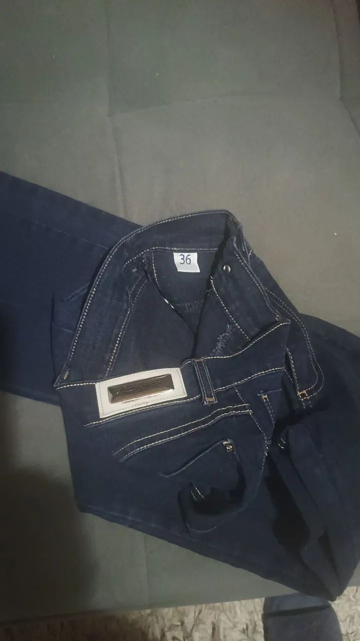 Calça feminina 