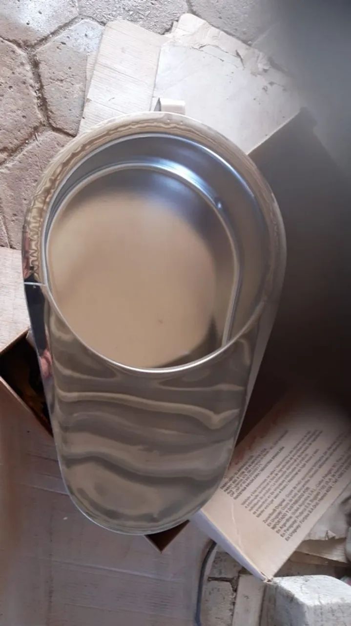 Comadre inox puro 120 reais.