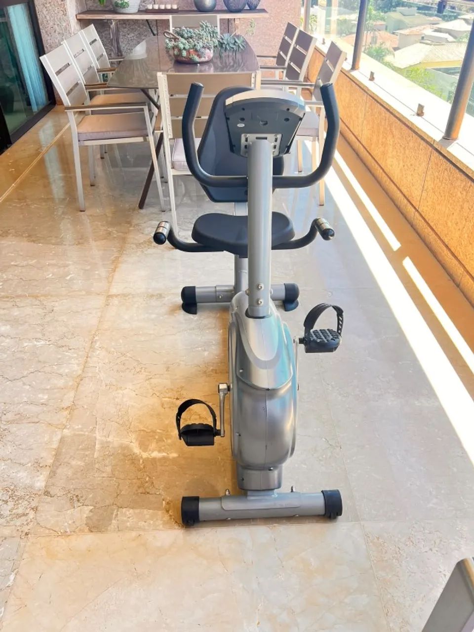 BICICLETA ERGOMETRICA KIKOS KR 5.6 - Foto 4