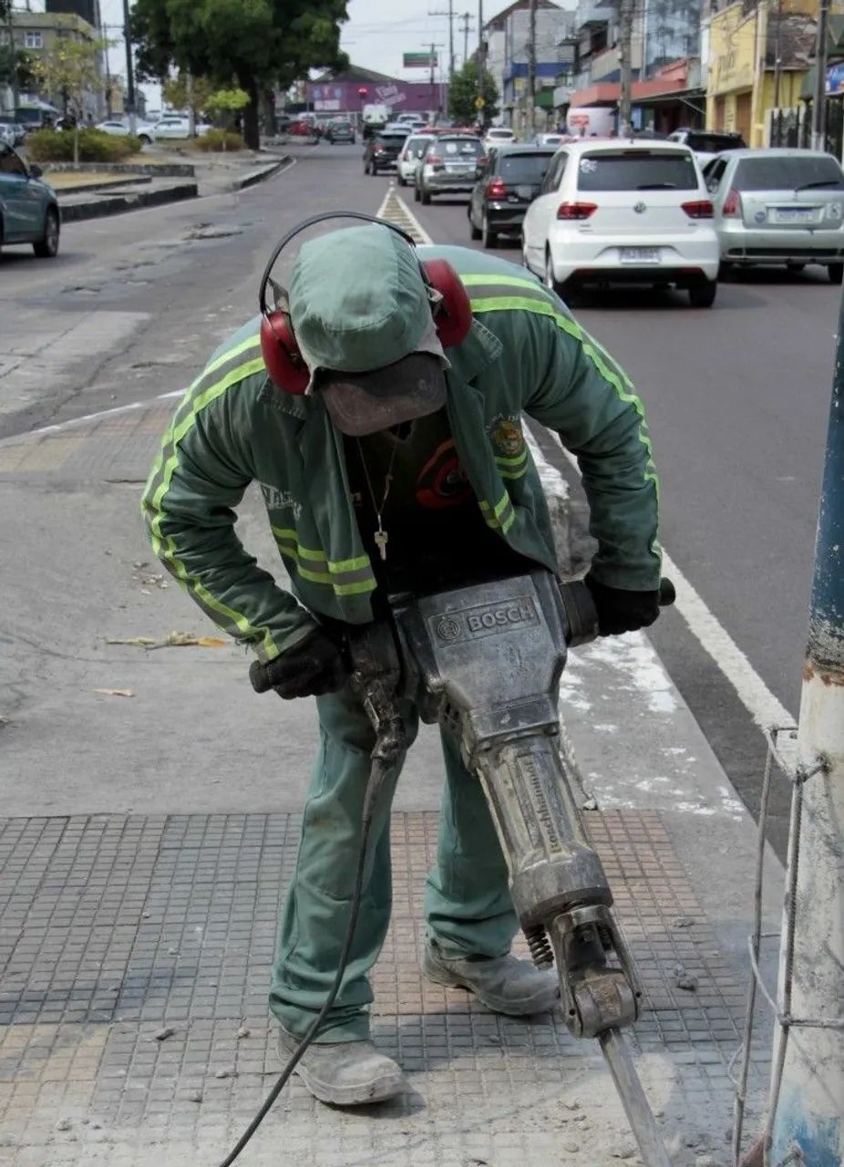 MARTELETEIRO DISPONÍVEL. 