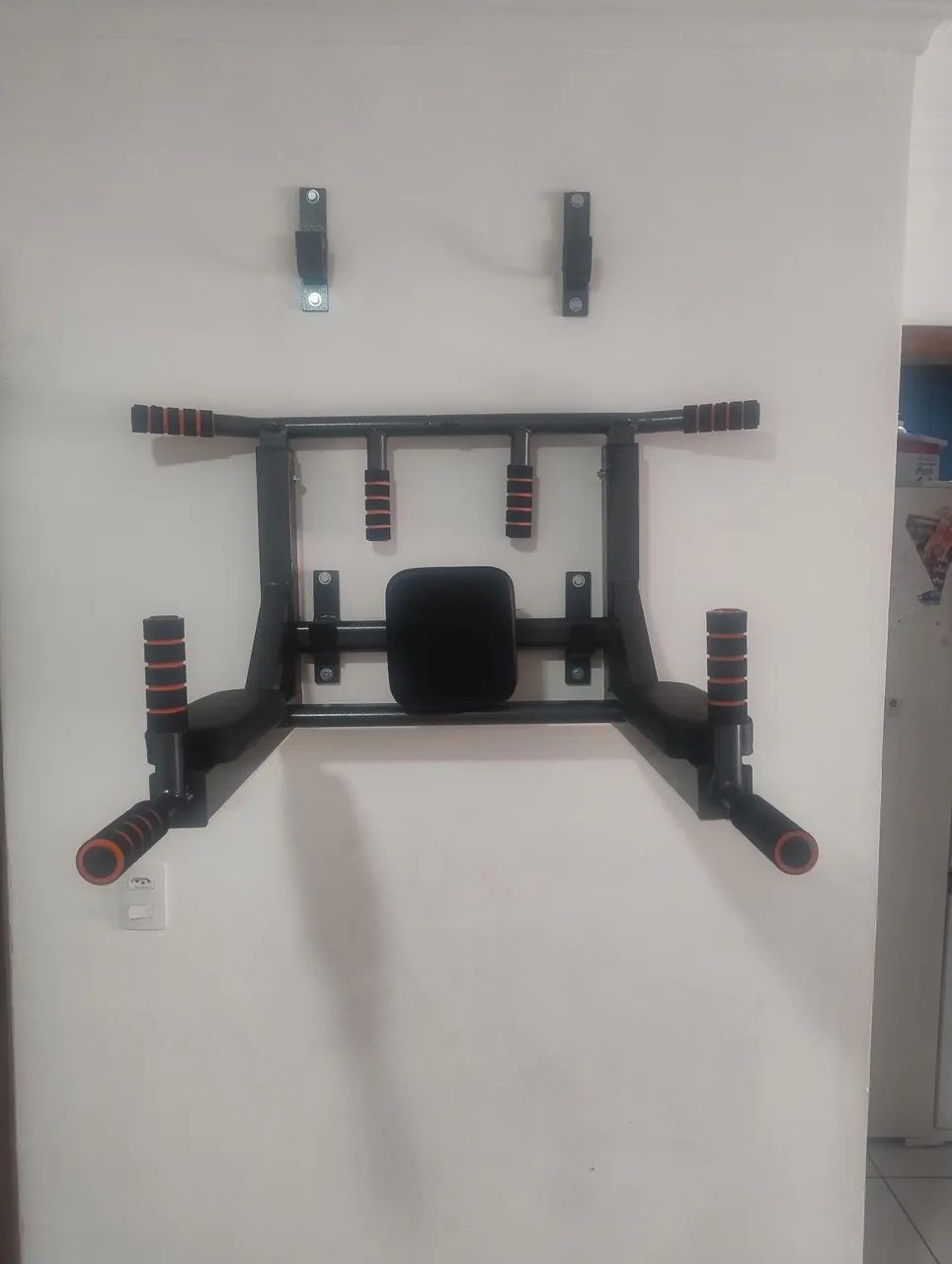 Barra fixa de parede  - Foto 2