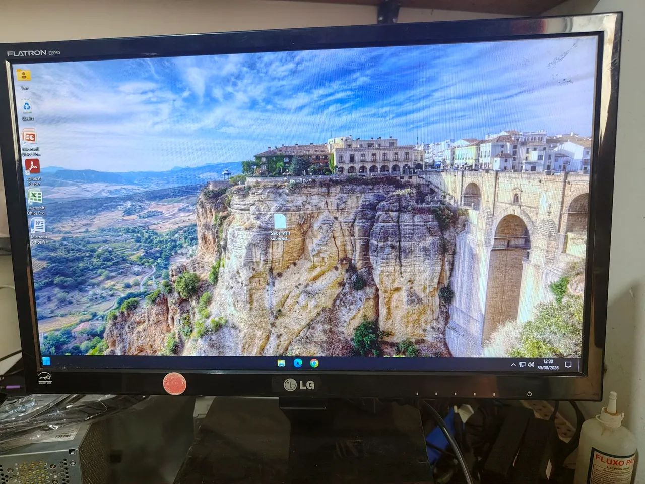 3 monitores LG 20 Led slim