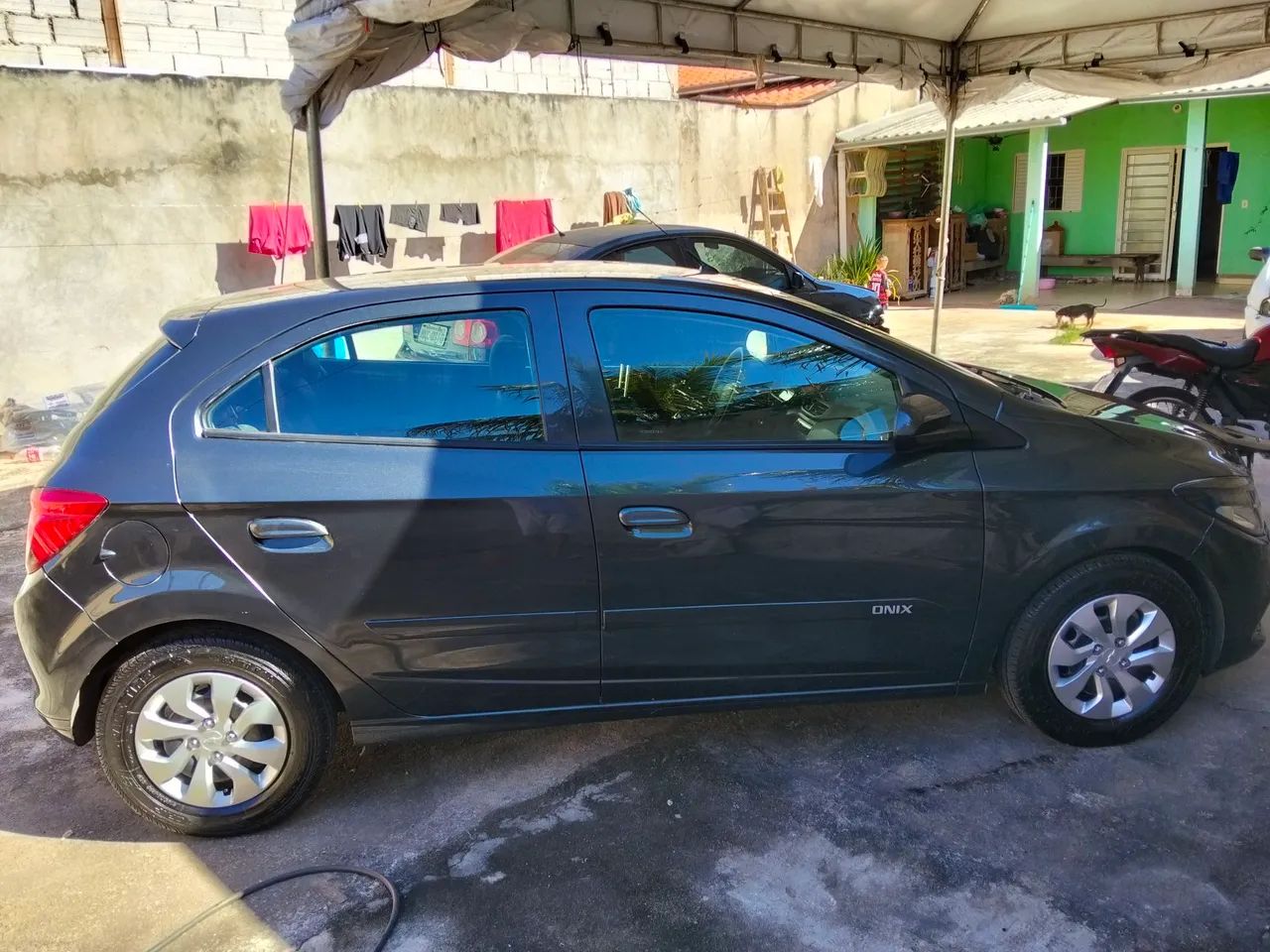 Chevrolet Onix ONIX HATCH Joy 1.0 8V Flex 5p Mec. 2019
