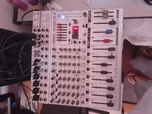 Mesa Behringer Eurorack Ub1222fx Pro - Foto 3