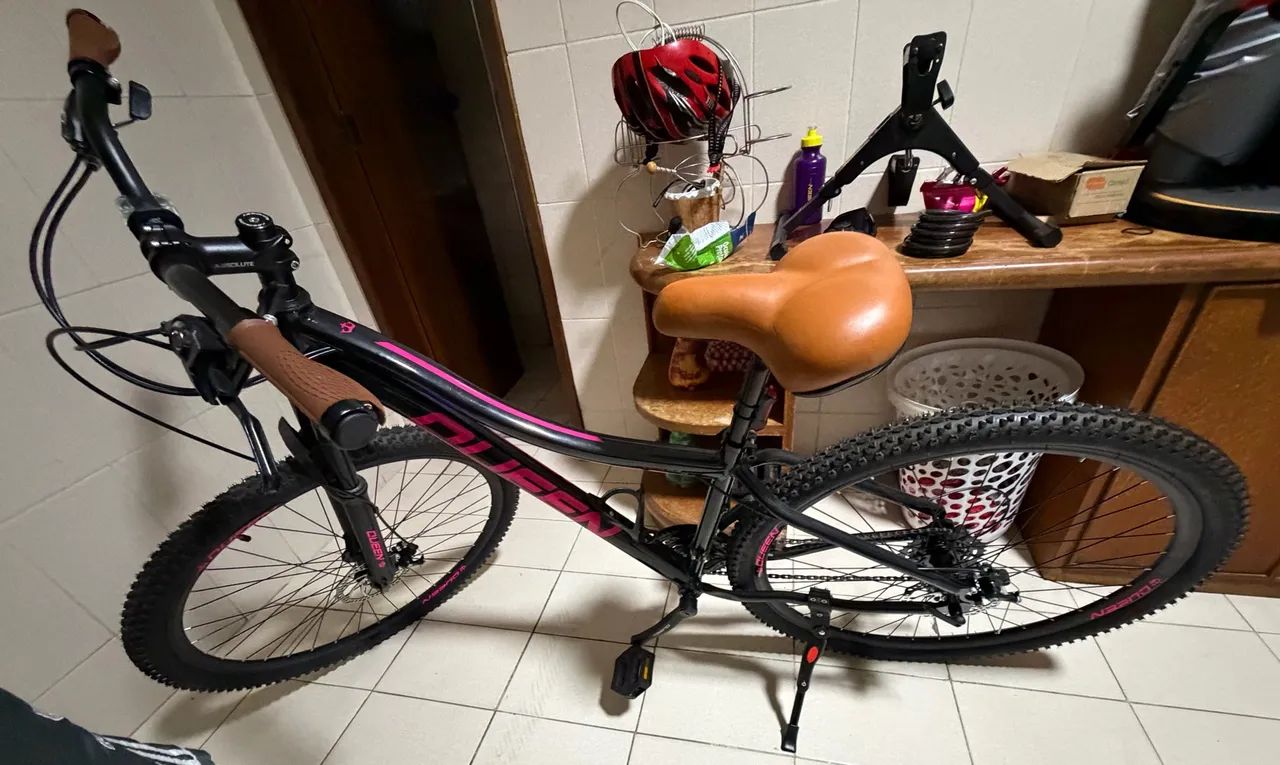 Bicicleta feminina aro 29 marca QUEEN