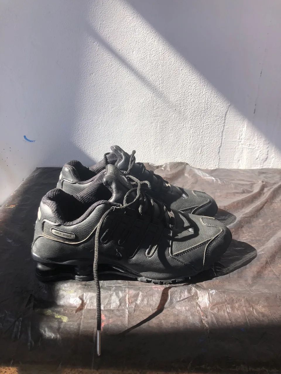 Nike Shox R4 Todo Preto  - Foto 2
