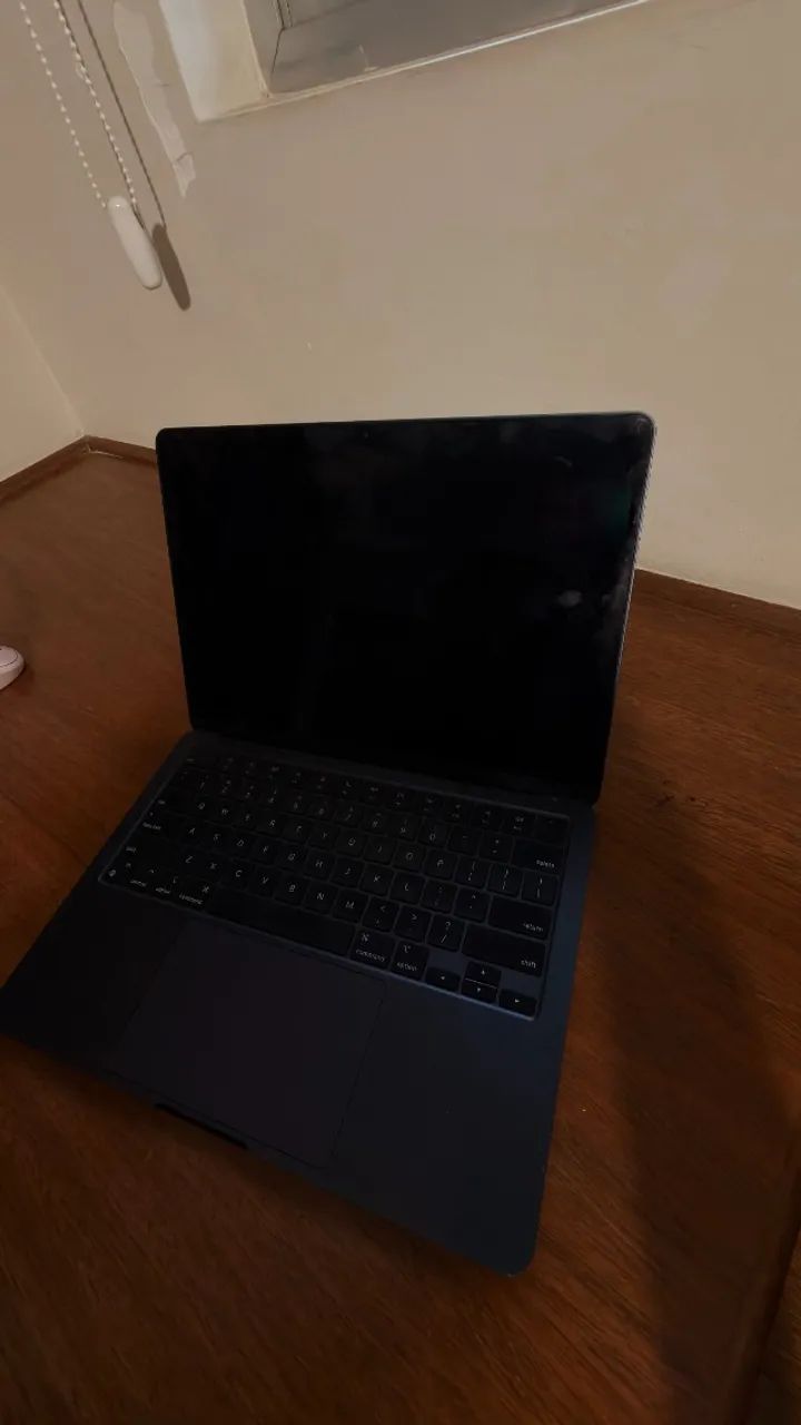 MacBook Air M2 13