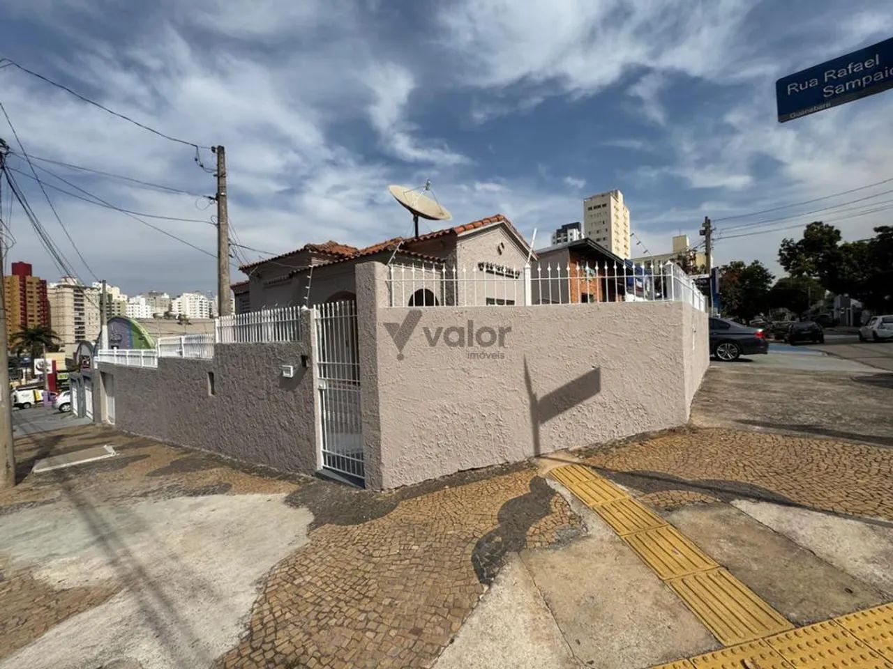 Casa à venda e para alugar em Campinas, Vila Itapura, com 2 quartos, com 67 m²