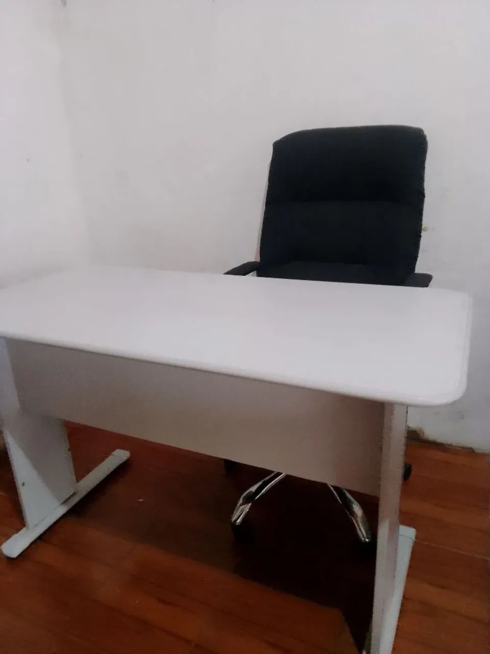 Mesa/Cadeira  - Foto 2