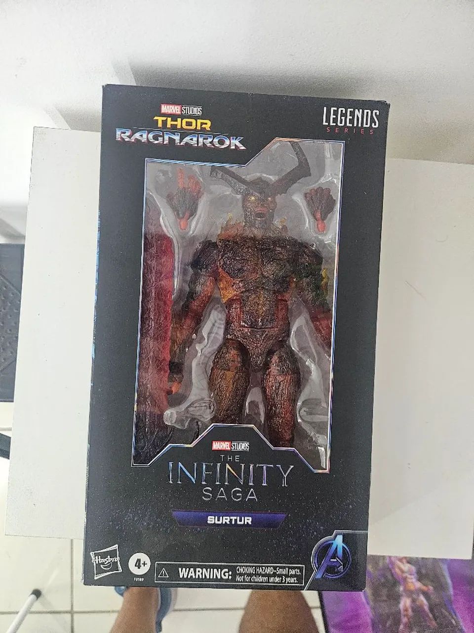 SURTUR MARVEL LEGENDS  - Foto 2