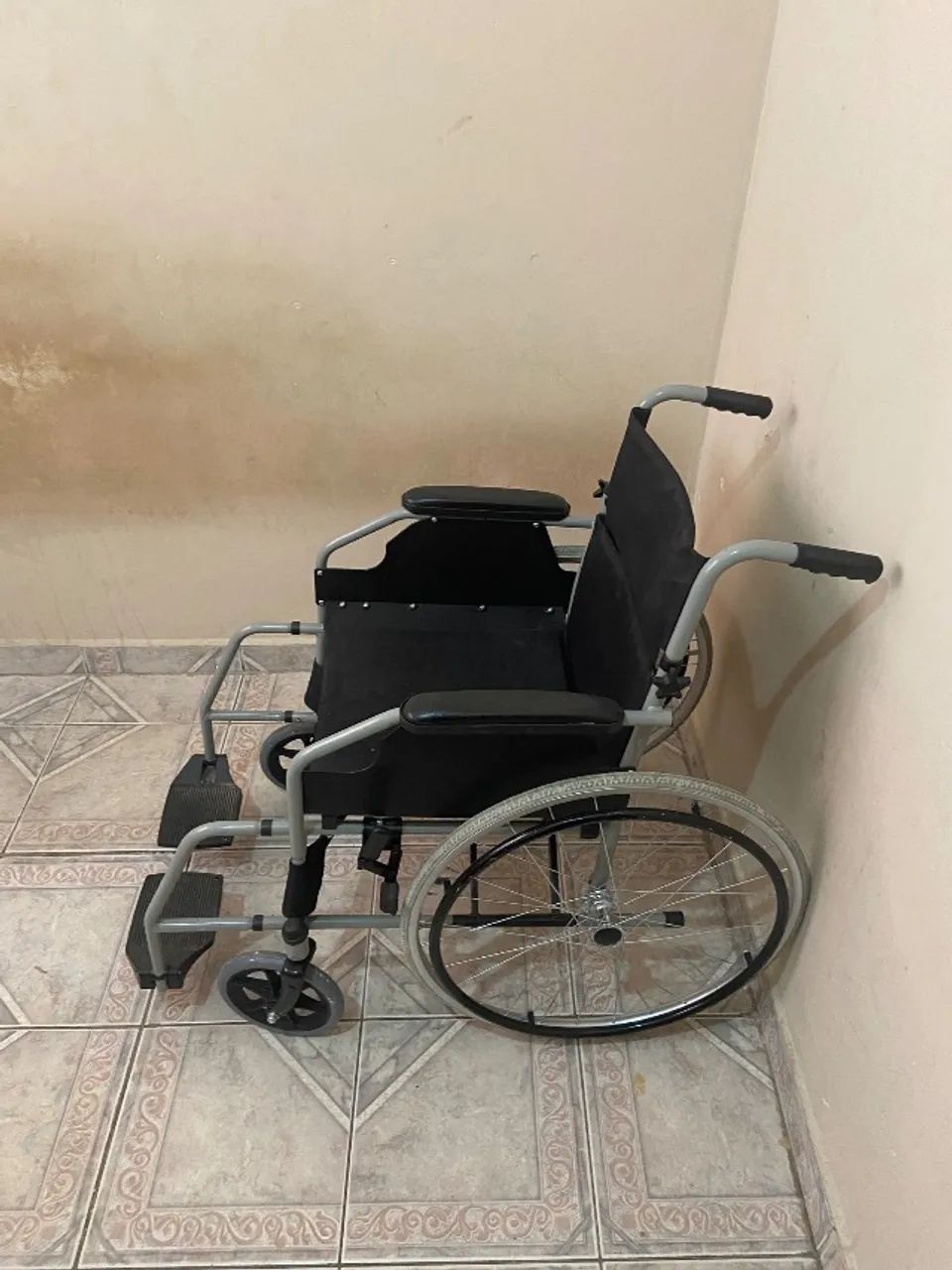 Cadeira de rodas  - Foto 2