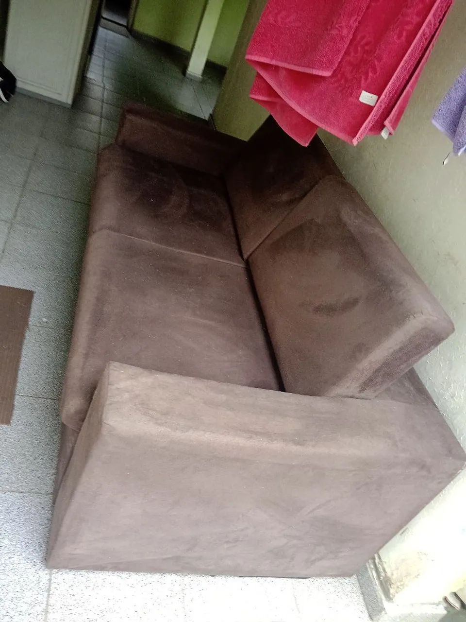 Sofá marrom semi novo  - Foto 3