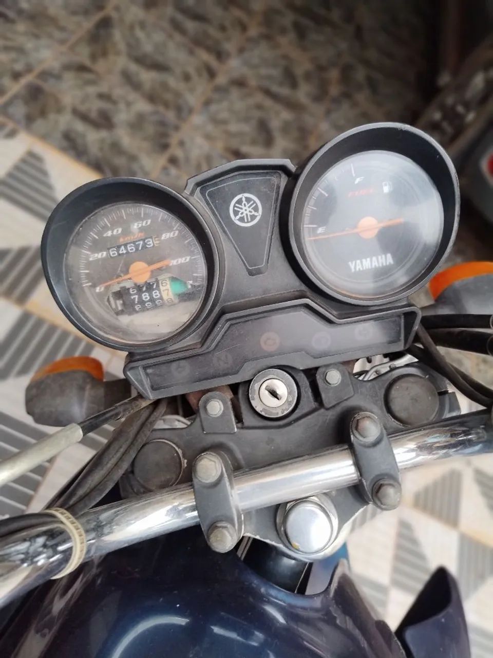 Factor YBR 125 - Foto 3