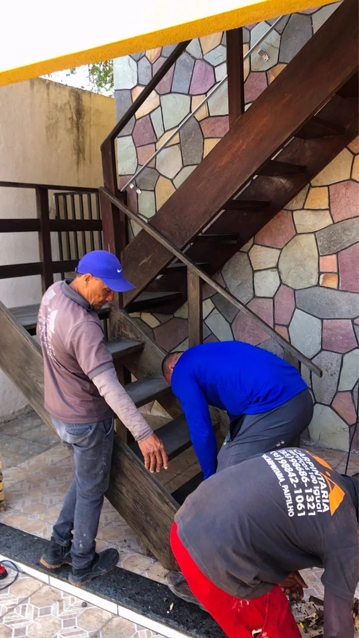 Carpintaria pai e filho escada de madeira  - Foto 3