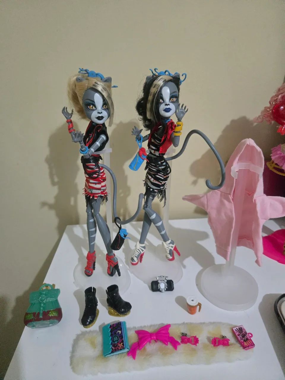 Meowlody e Purrsephone monster high 