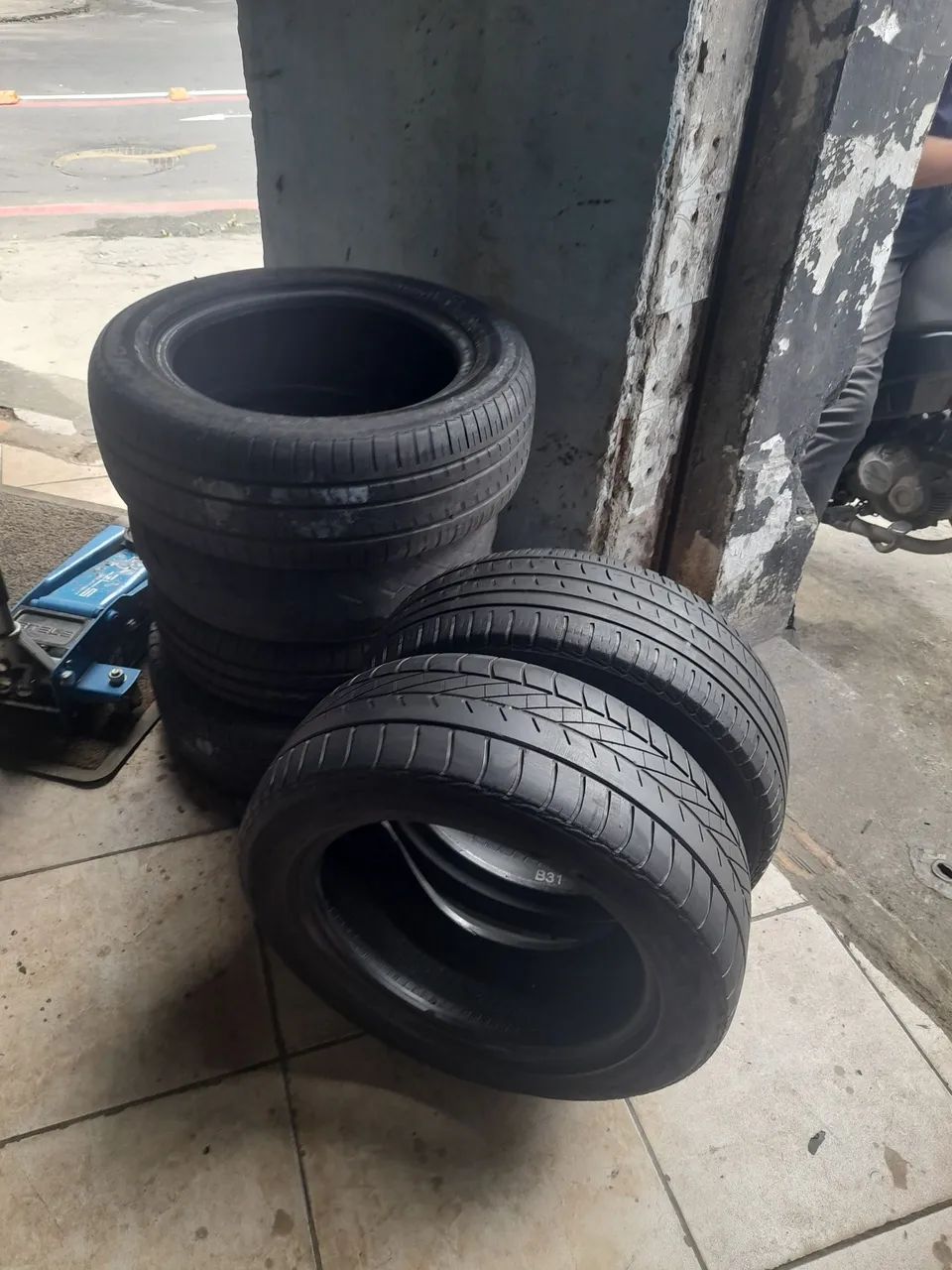  2 DOIS PNEUS  PIRELLI/DUNLOP 195X55R15 - Foto 4