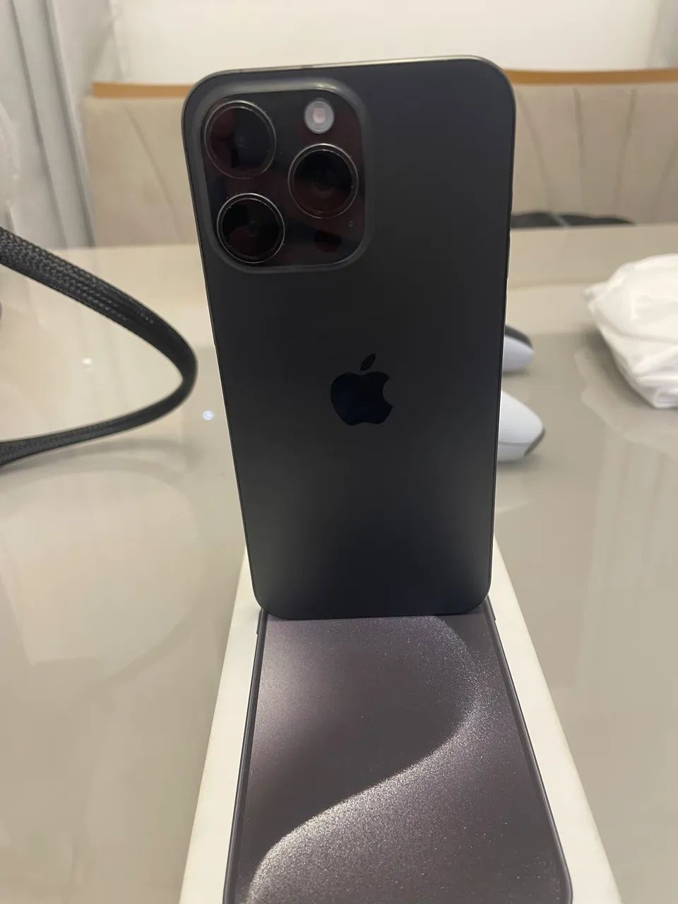 iPhone 15 pro Max  - Foto 2