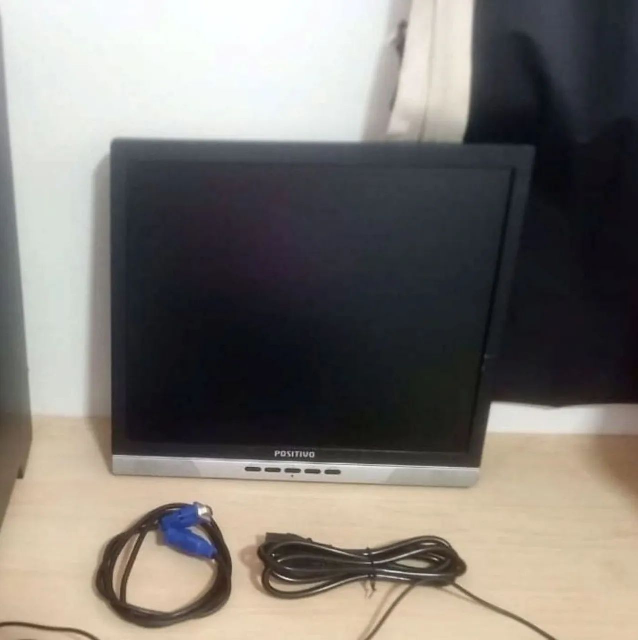 Monitor positivo 17 polegadas sem a base funcionando perfeitamente  - Foto 3