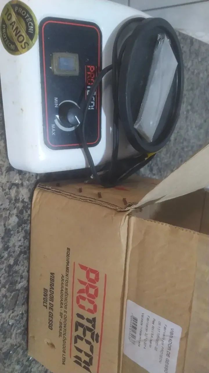 Plastificadora de placas odontológicas e vibrador de gesso  - Foto 2
