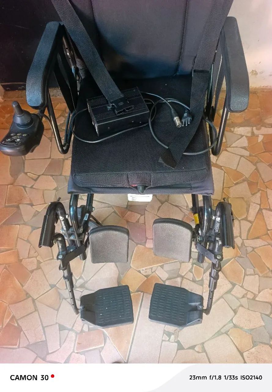 Cadeira de rodas elétrica freedom - Foto 4