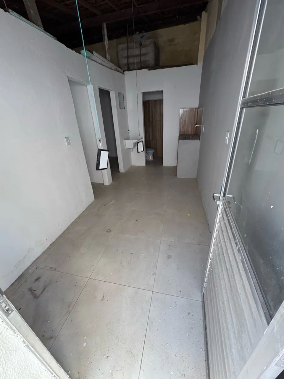 Alugo casa em residencial famíliar - Foto 4