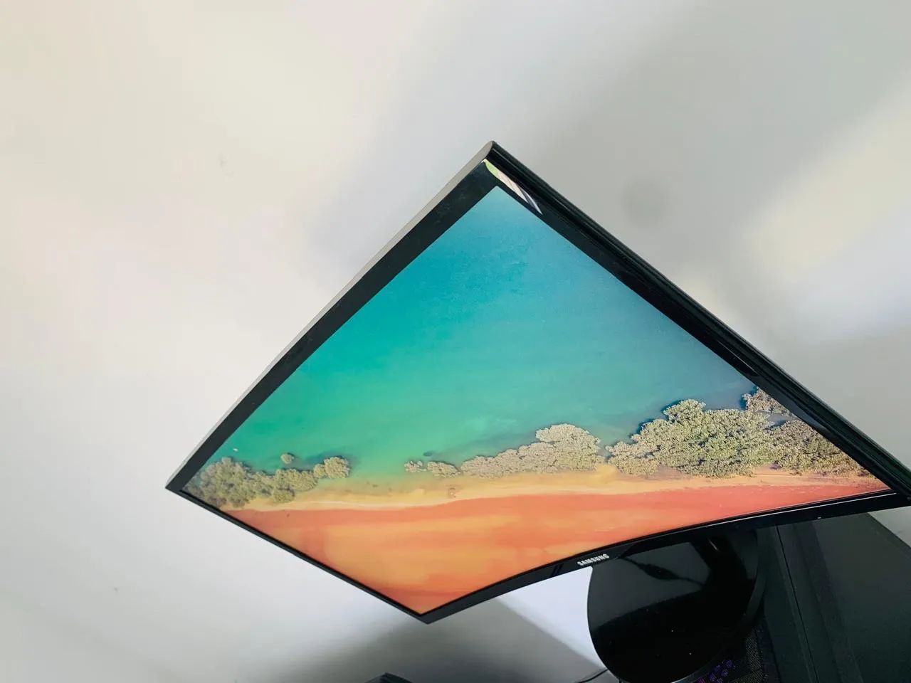 Monitor Samsung curvo 24 polegadas  - Foto 2