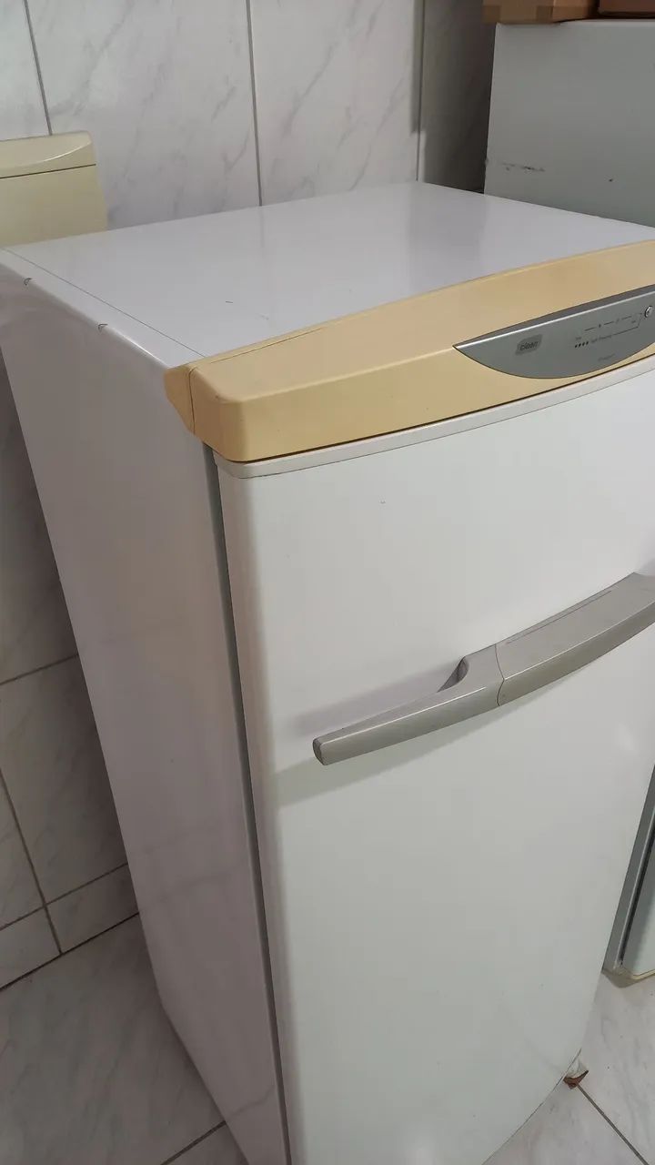 Freezer vertical Forst Free em perfeito estado  - Foto 4