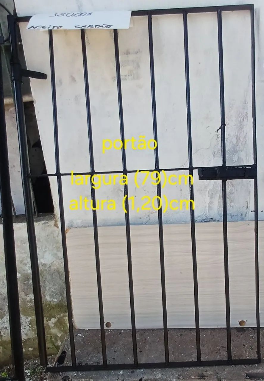 Portão de aço 