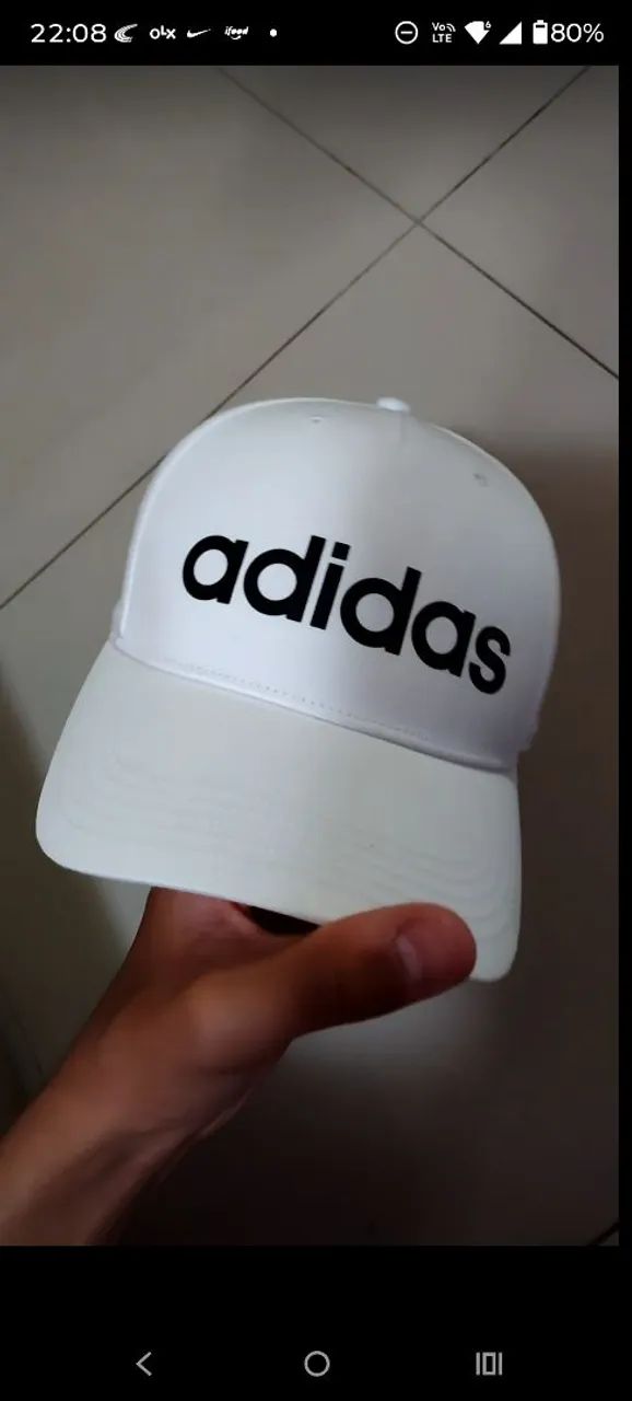 Boné Adidas daily branco