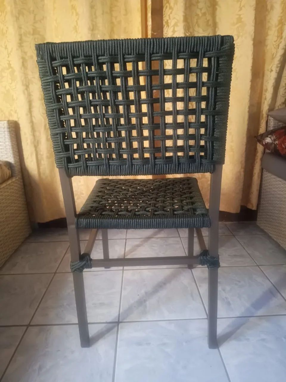 Cadeira em alumínio e corda náutica 