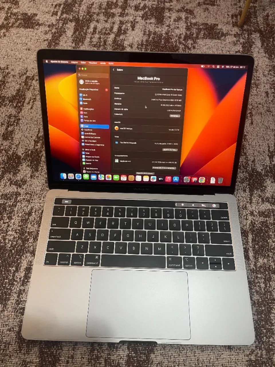 macbook pro touch bar 2018