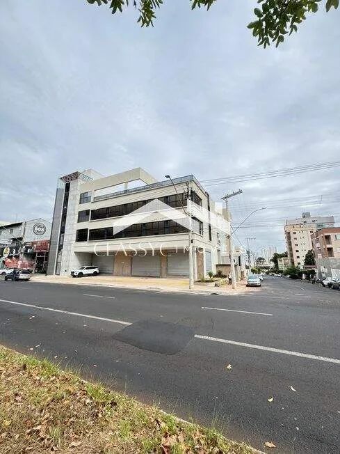 Salas Comerciais de 23 m² a 260 m² com Banheiro Privativo (opcional) e Acesso ao Elevador