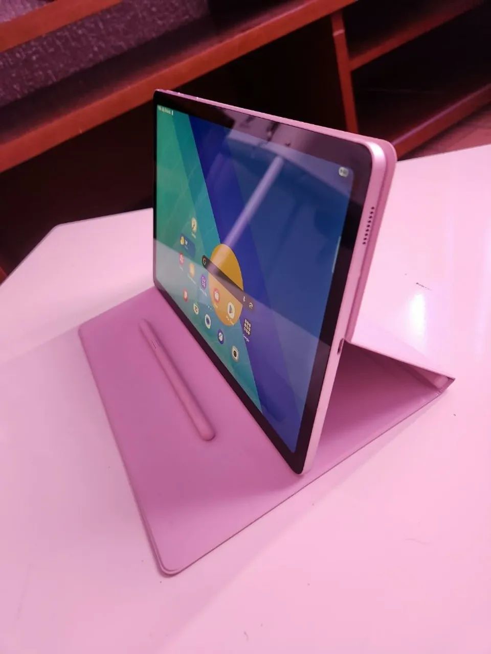 Tablet Samsung Galaxy Tab Rosa com Capa e S Pen