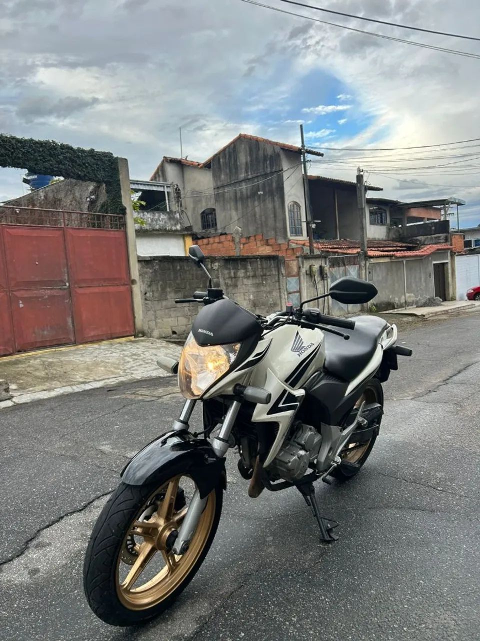 CB 300r 2014 - Foto 2