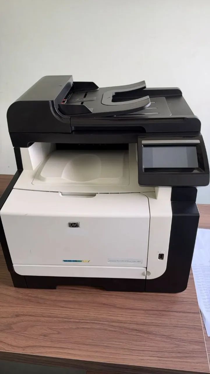 Impressora multifuncional Colorida HP de tonem <br>R$300
