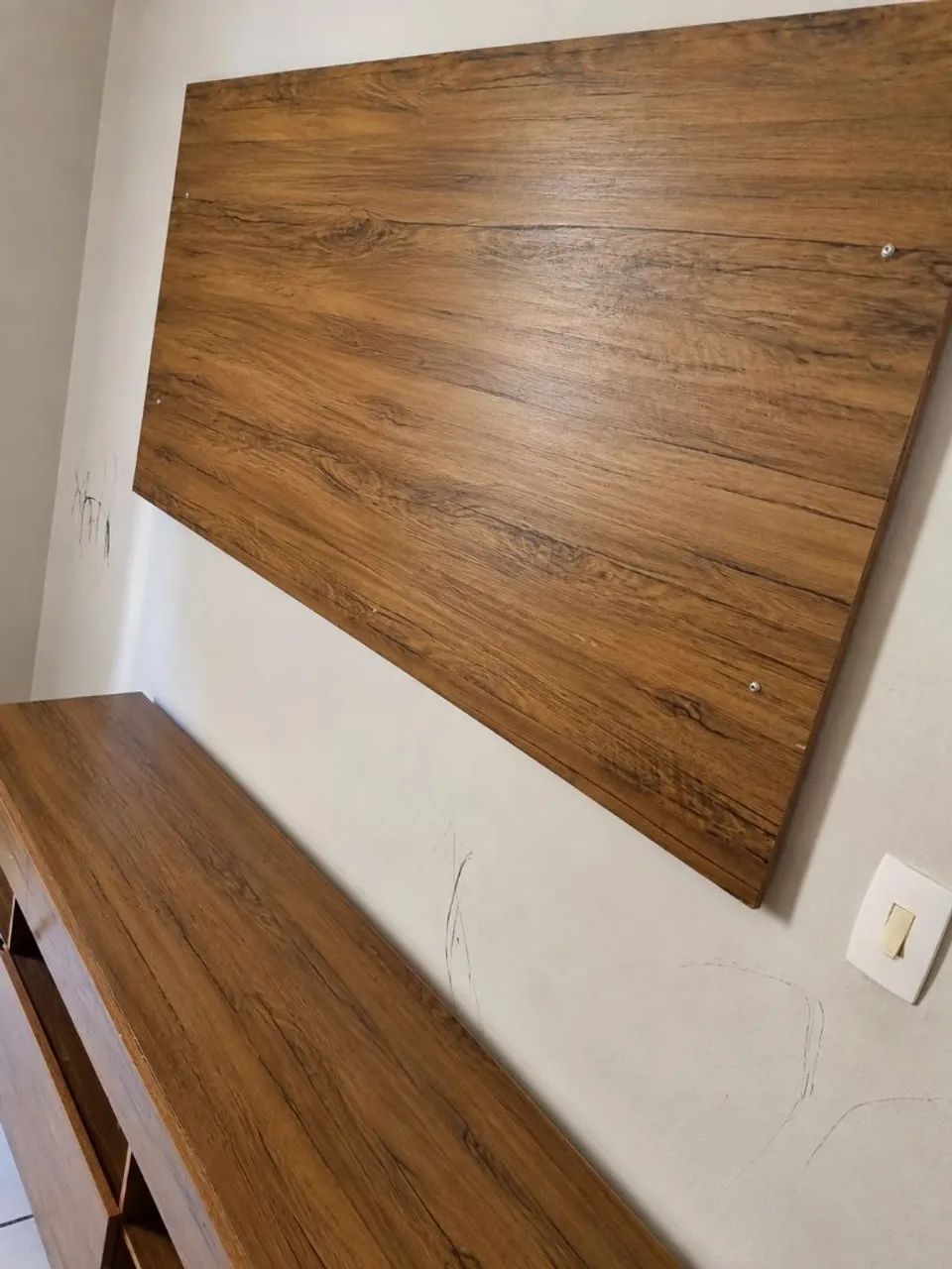 ? RACK COM PAINEL - R$ 900,00