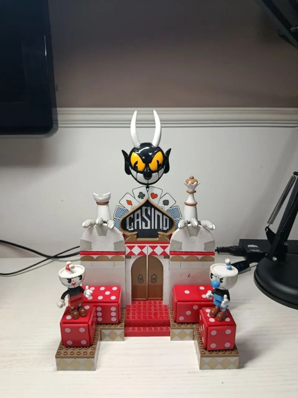 MCFARLANE TOYS CUPHEAD CHAOTIC CASINO - Foto 2